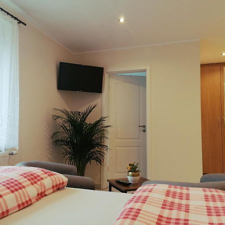 Pension Lukask บวร์ก ภายนอก รูปภาพ