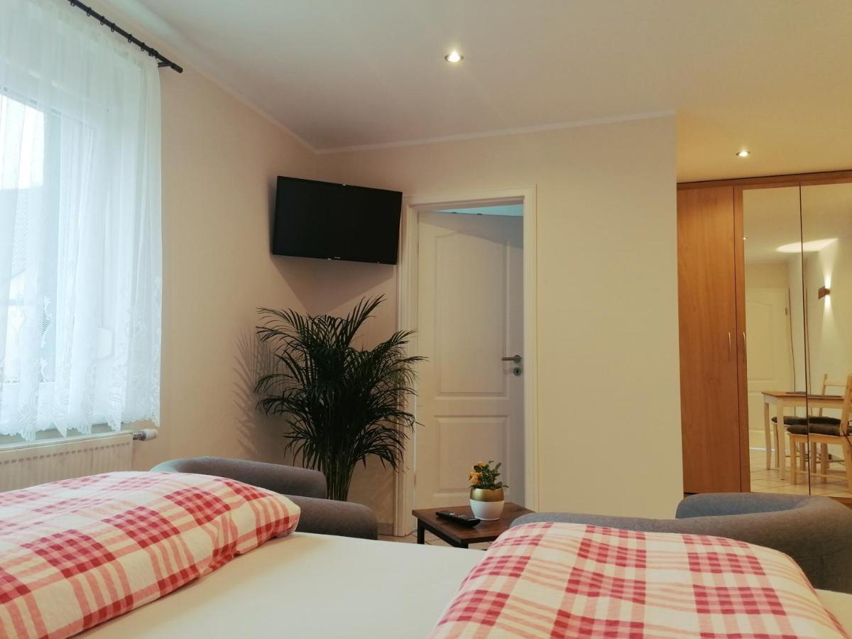 Pension Lukask บวร์ก ภายนอก รูปภาพ